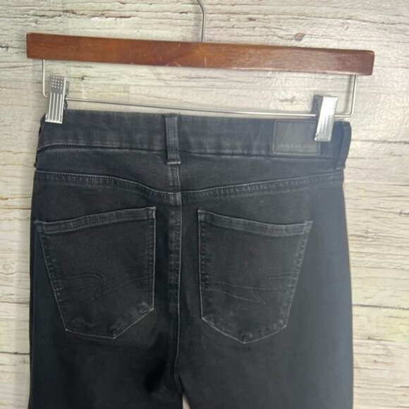 American eagle curvy super  high rise jegging black distressed size 4 - Picture 8 of 11
